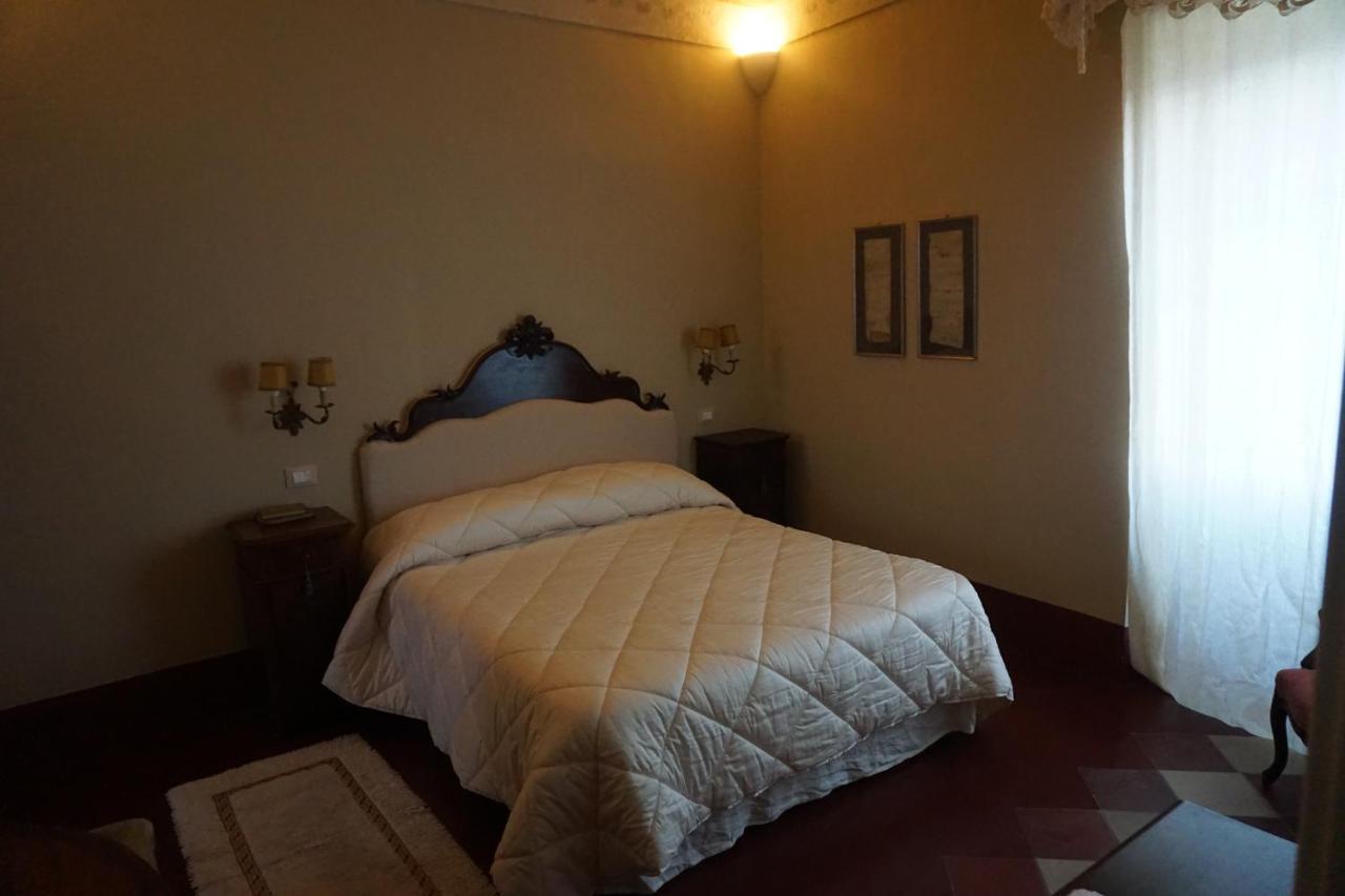 Palazzo De Fabritiis Bed & Breakfast Rosciano  Eksteriør bilde