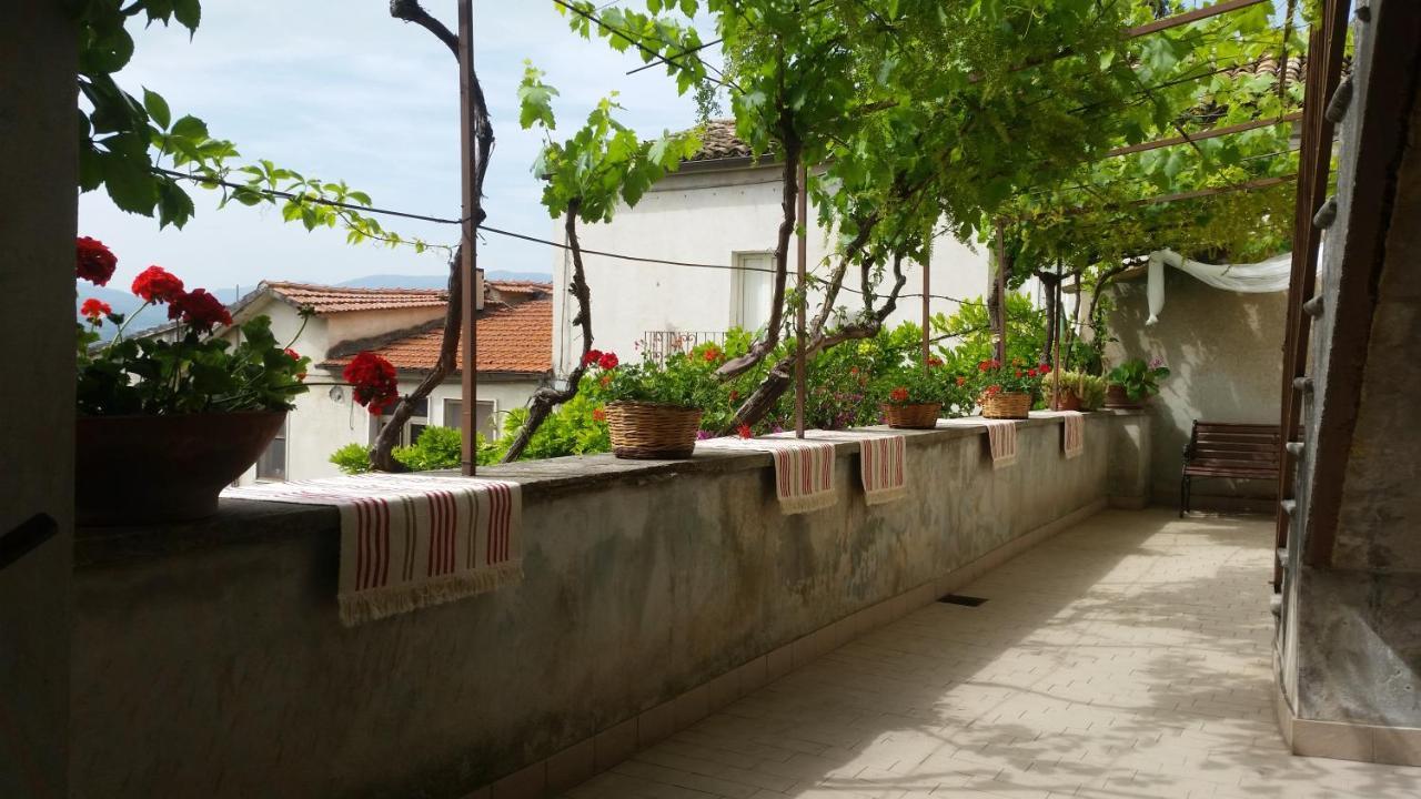 Palazzo De Fabritiis Bed & Breakfast Rosciano  Eksteriør bilde