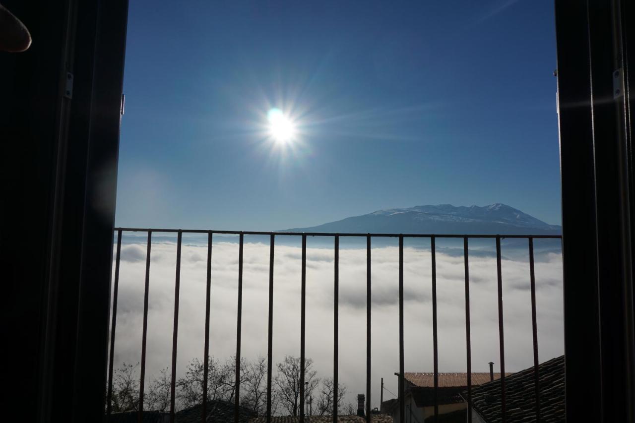 Palazzo De Fabritiis Bed & Breakfast Rosciano  Eksteriør bilde